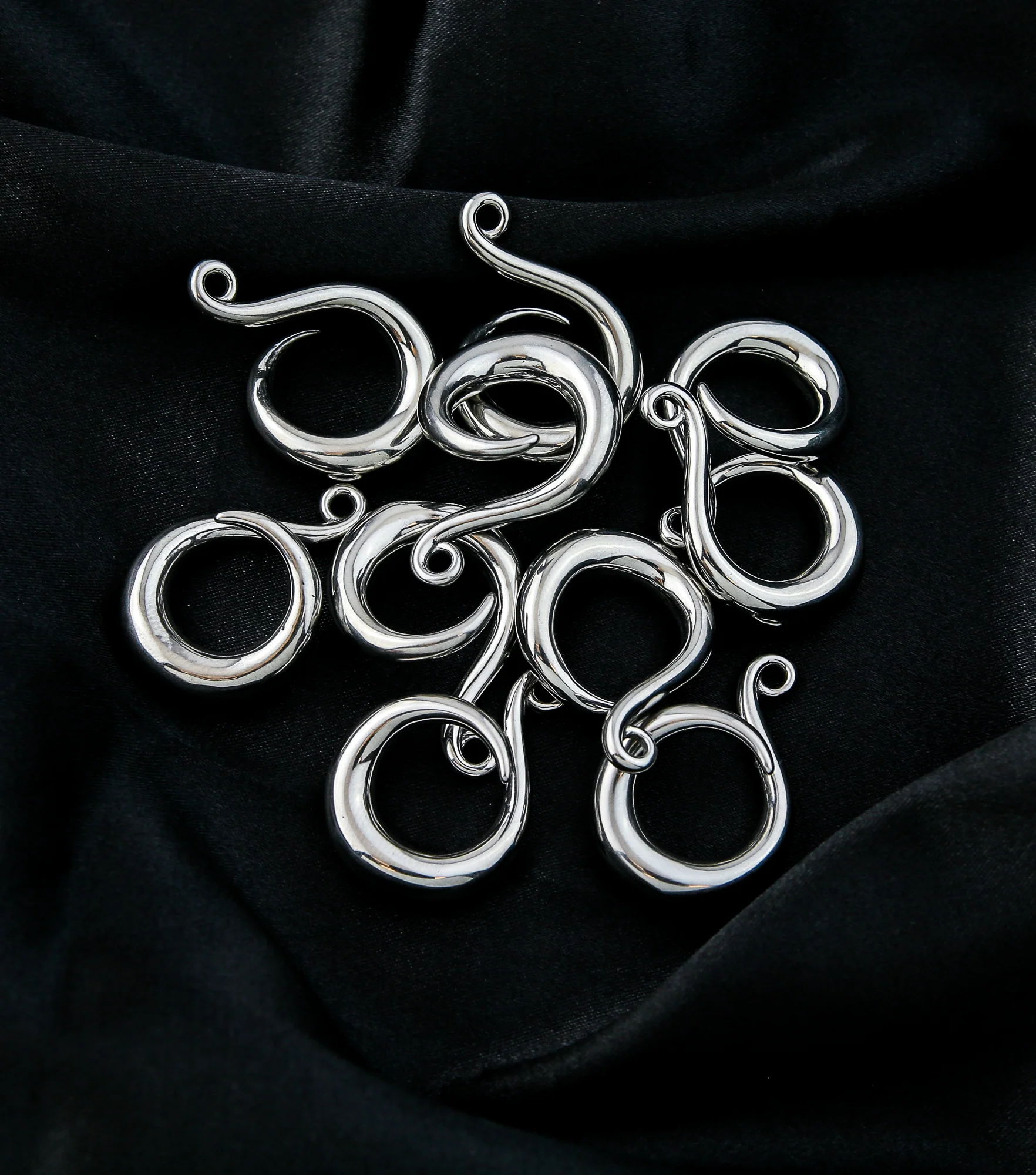 Hook Hanger Stainless Steel Ear Weights - Image 2