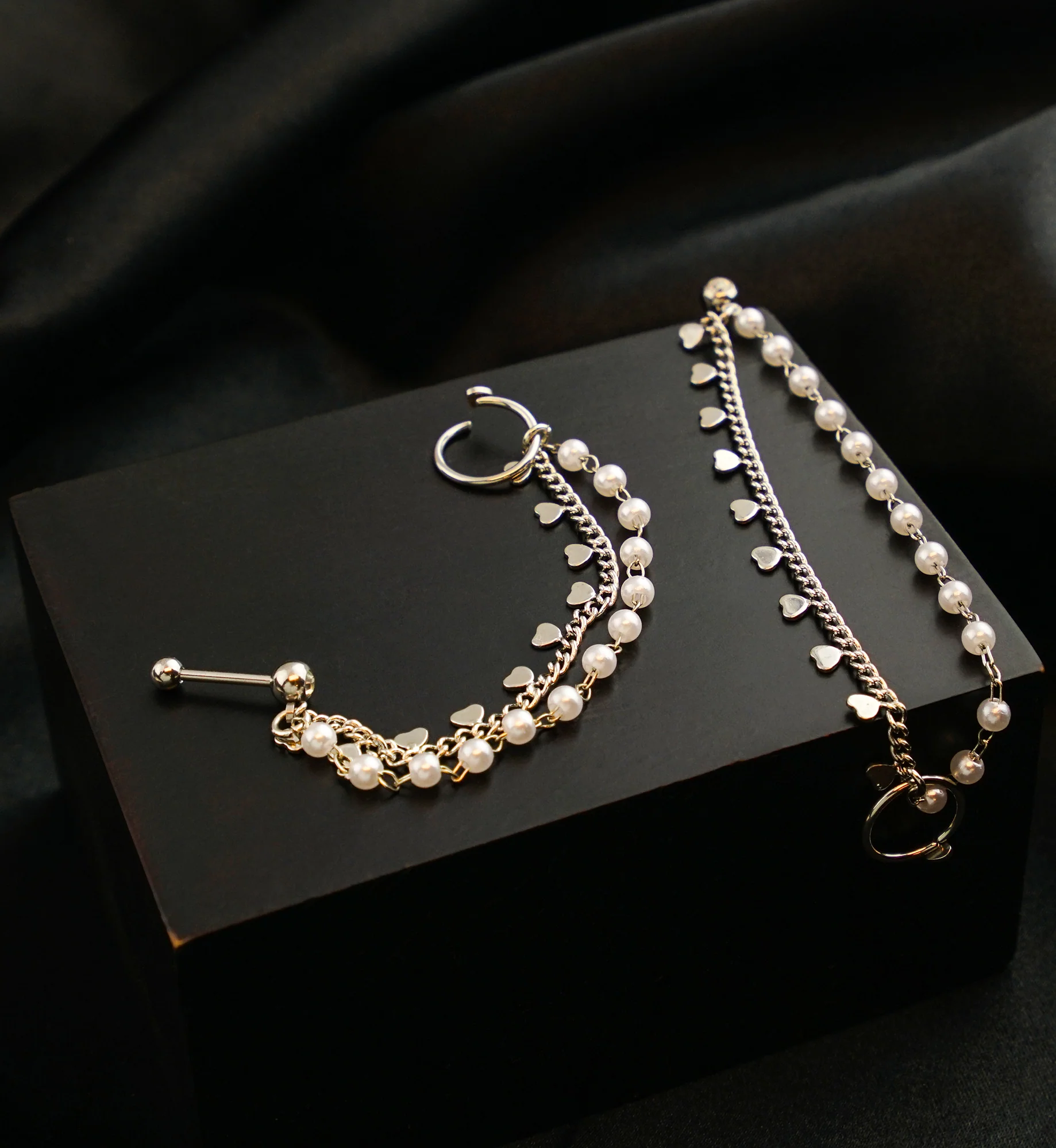 Hoop/Barbell Clear CZ Pearl And Heart Dual Piercing Chain - Image 3