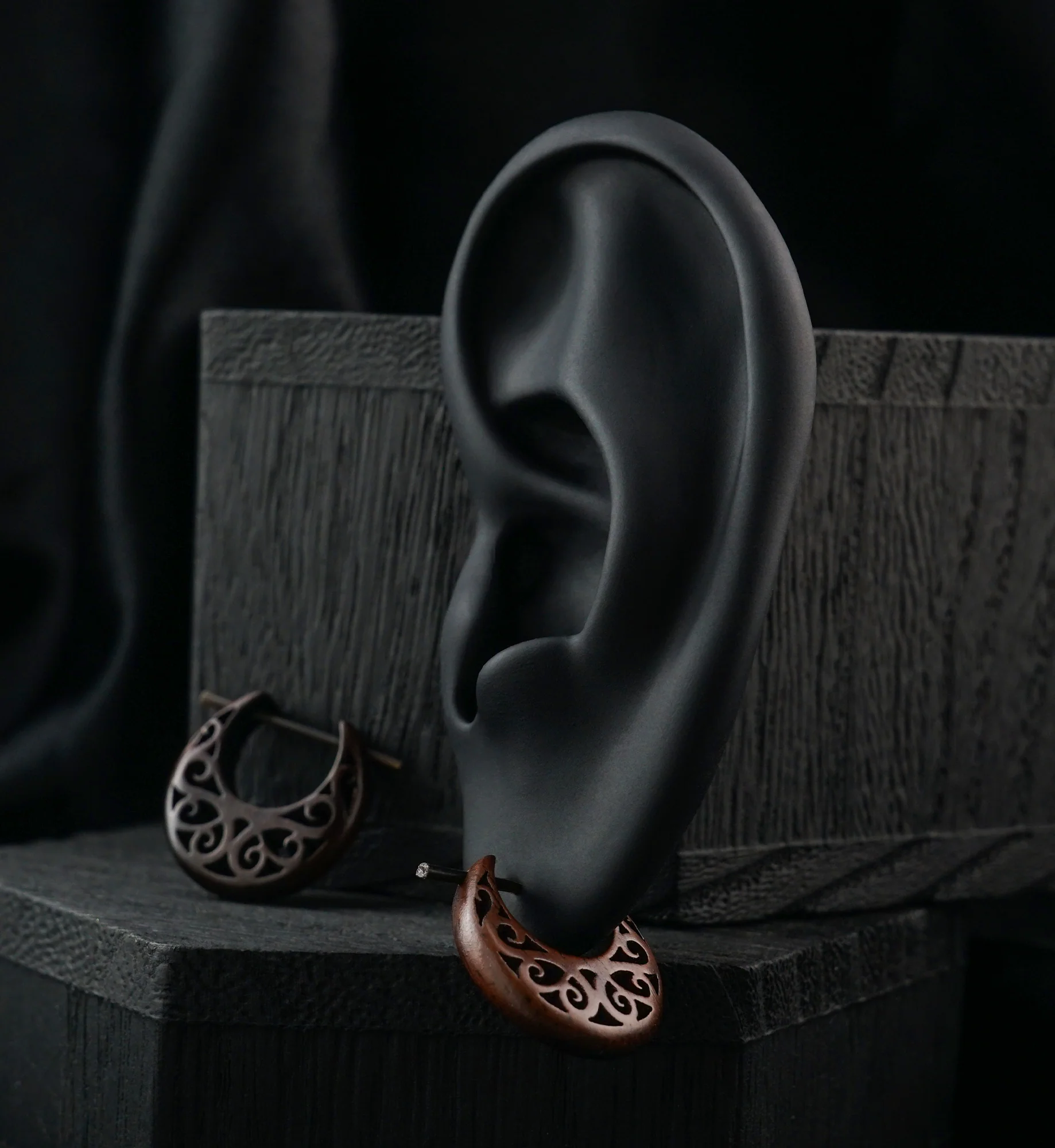 Lattice Hoop Wooden Earrings - Image 2