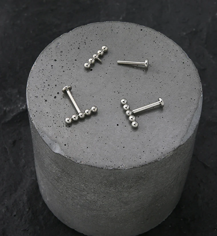 Line Beaded Titanium Internally Threaded Labret - Image 2