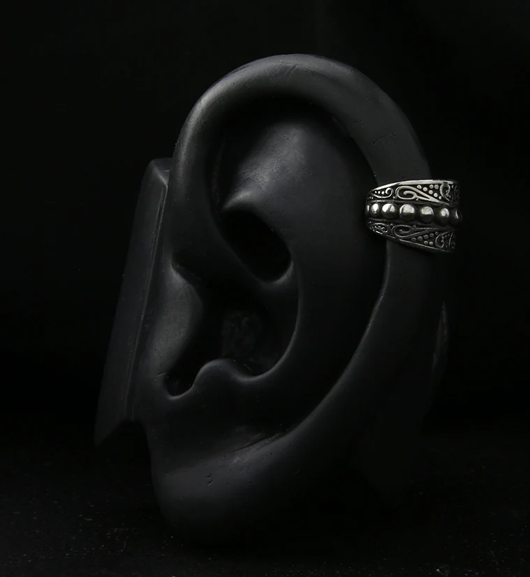Lineal White Brass Ear Cuff