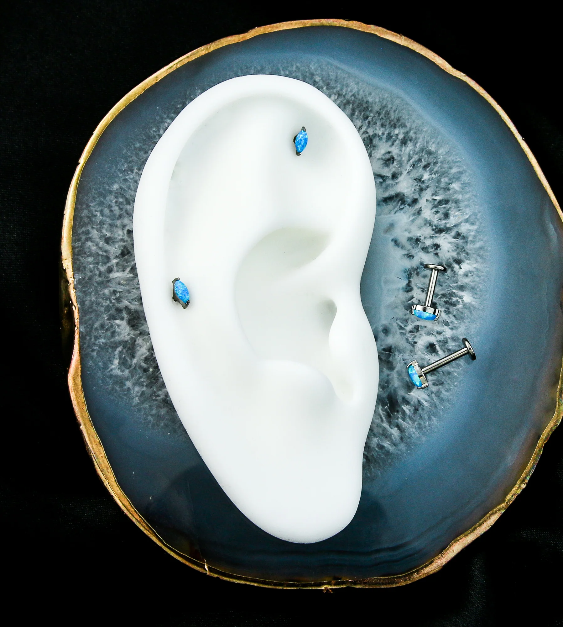 Marquise Blue Opalite Internally Threaded Titanium Labret - Image 2
