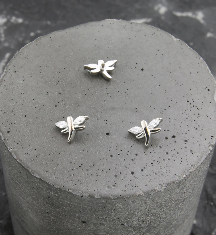 Mini Dragonfly Clear CZ Titanium Internally Threaded Top - Image 2