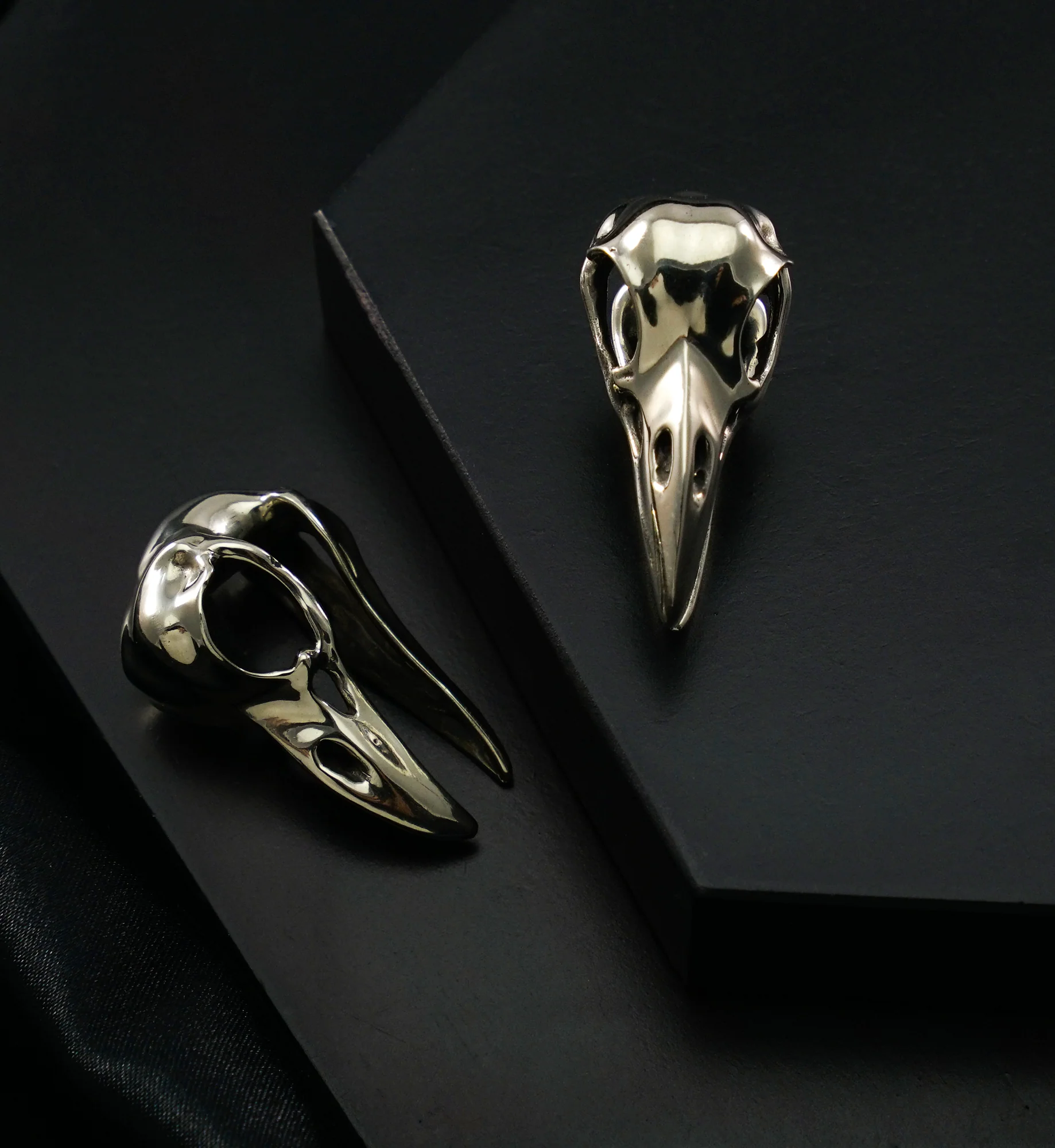 Mini Raven White Brass Ear Weights - Image 2