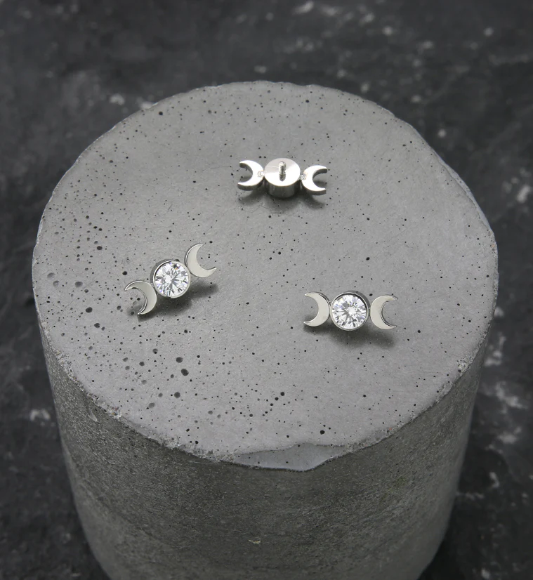 Moon Phase Clear CZ Titanium Internally Threaded Top - Image 2