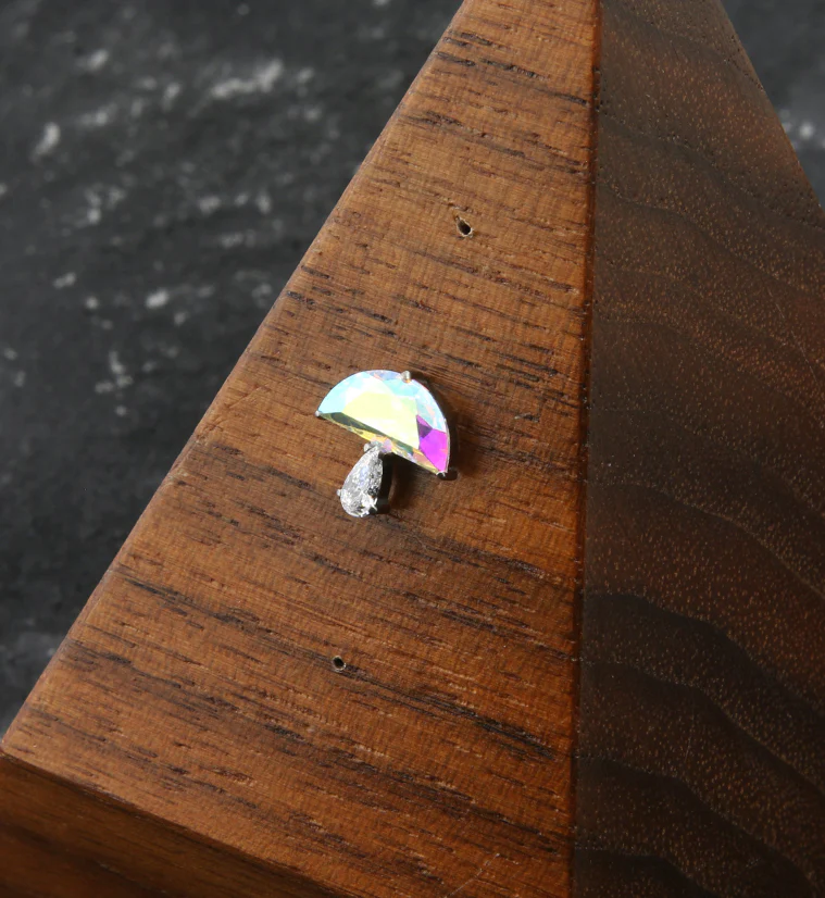 Mushroom Rainbow Aurora And Clear CZ Titanium Threadless Top - Image 2