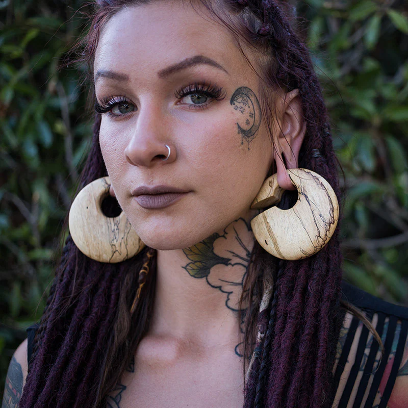 Ocean Resin Annular Hoop Areng Wooden Hangers - Image 2