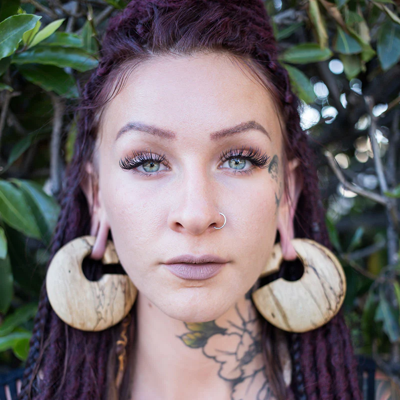 Ocean Resin Annular Hoop Areng Wooden Hangers - Image 5