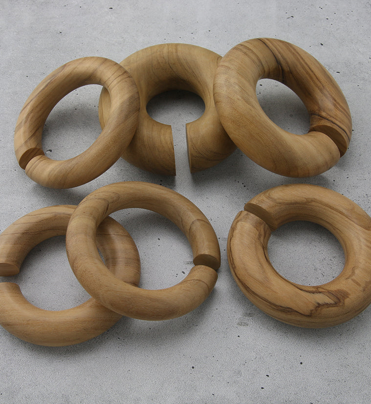 Olive Wood Round Hoop Hangers - Image 3