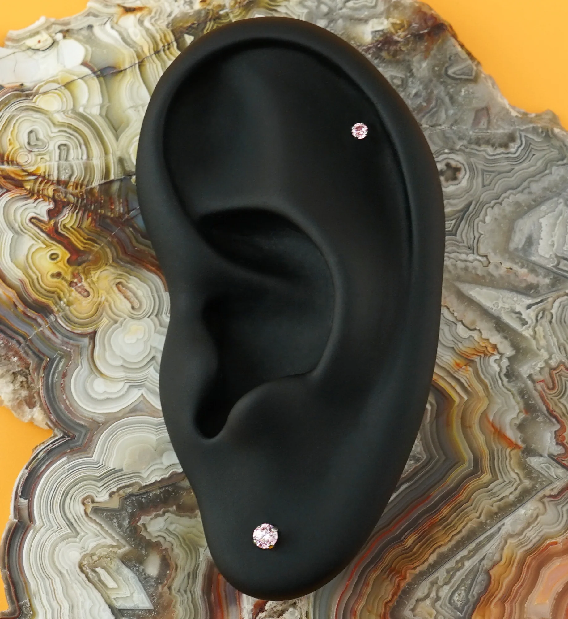Pink CZ Prong Internally Threaded Mini Disc Labret - Image 2