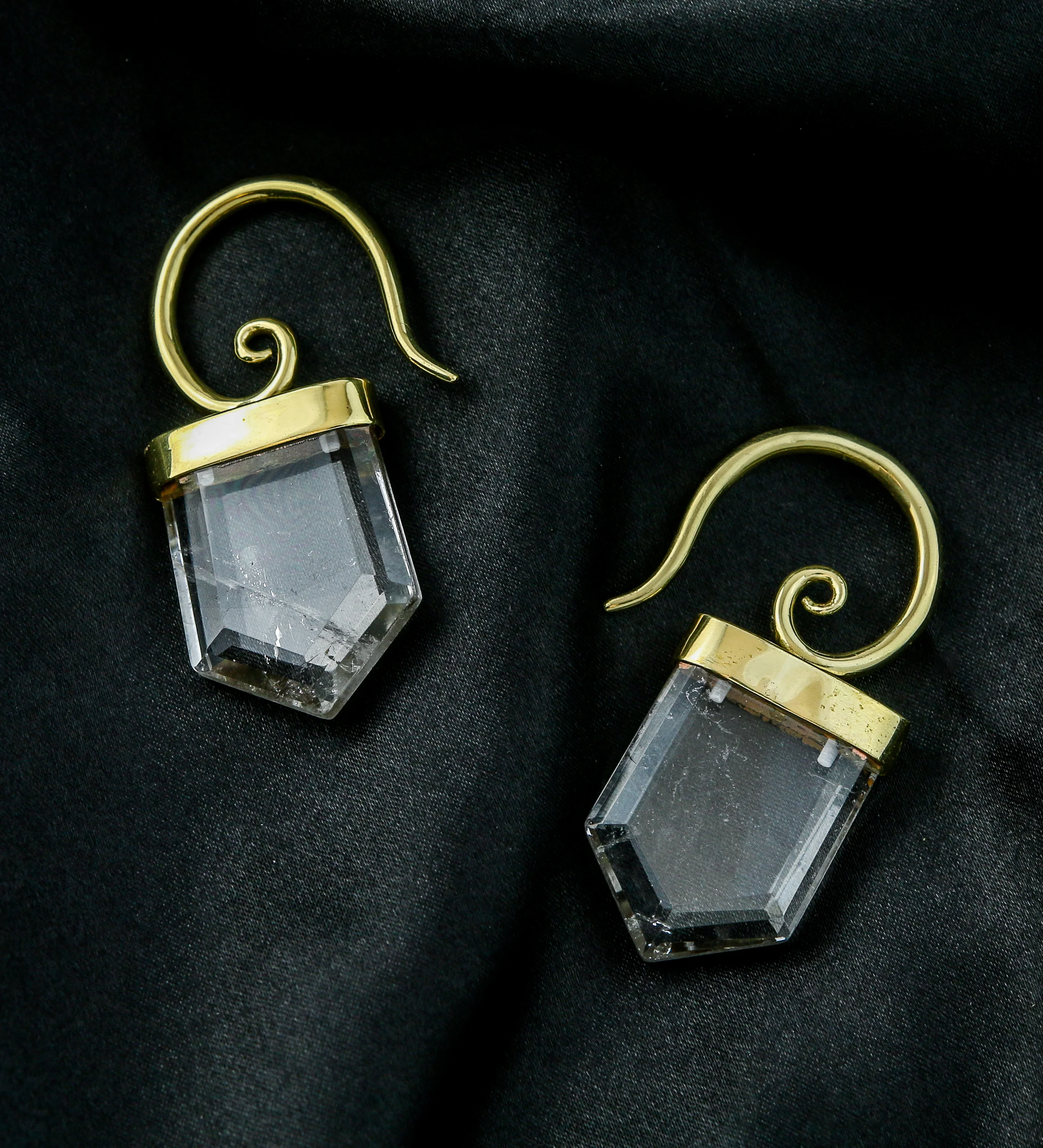 Point Clear Crystal Brass Ear Weights - Image 2