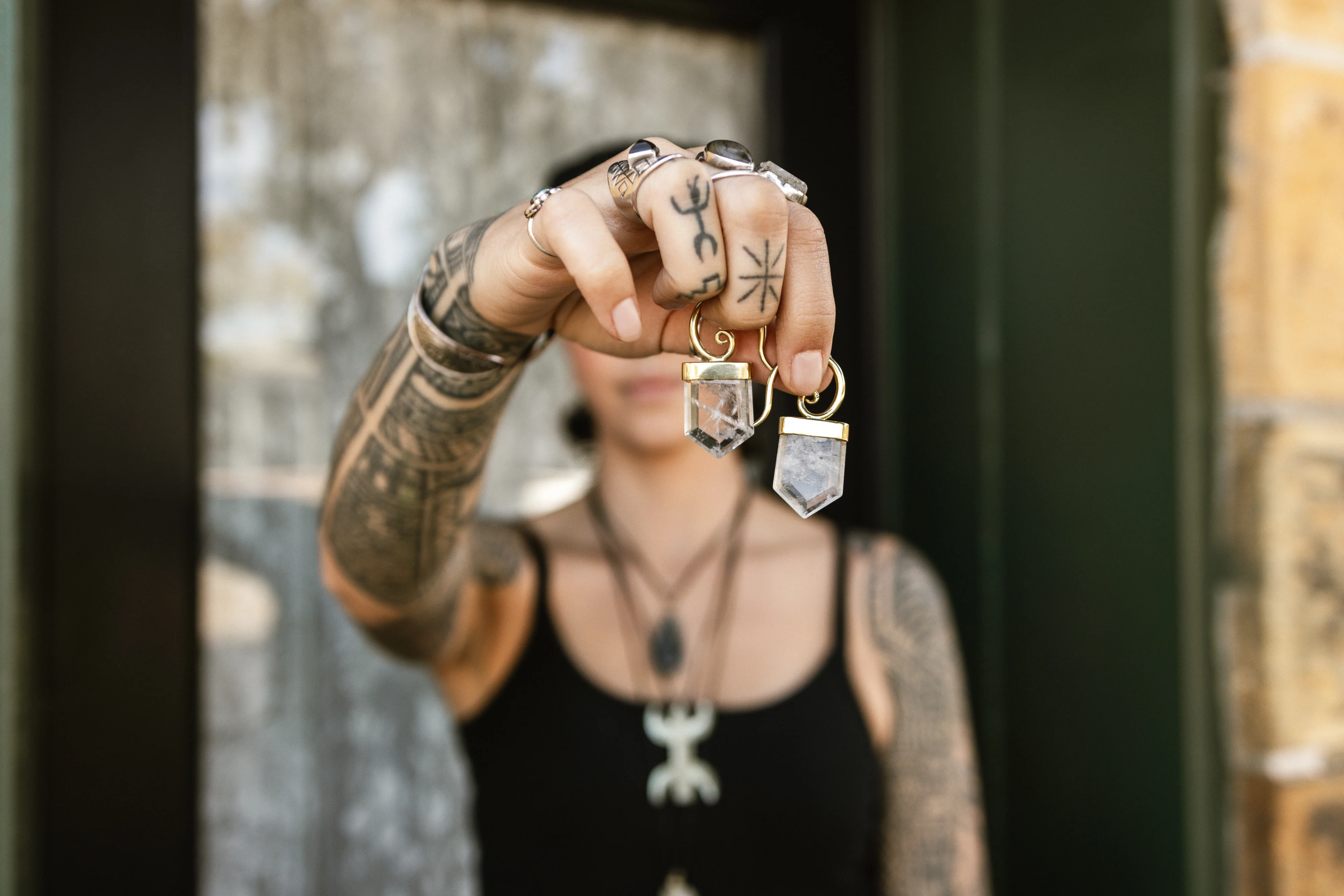 Point Clear Crystal Brass Ear Weights - Image 6