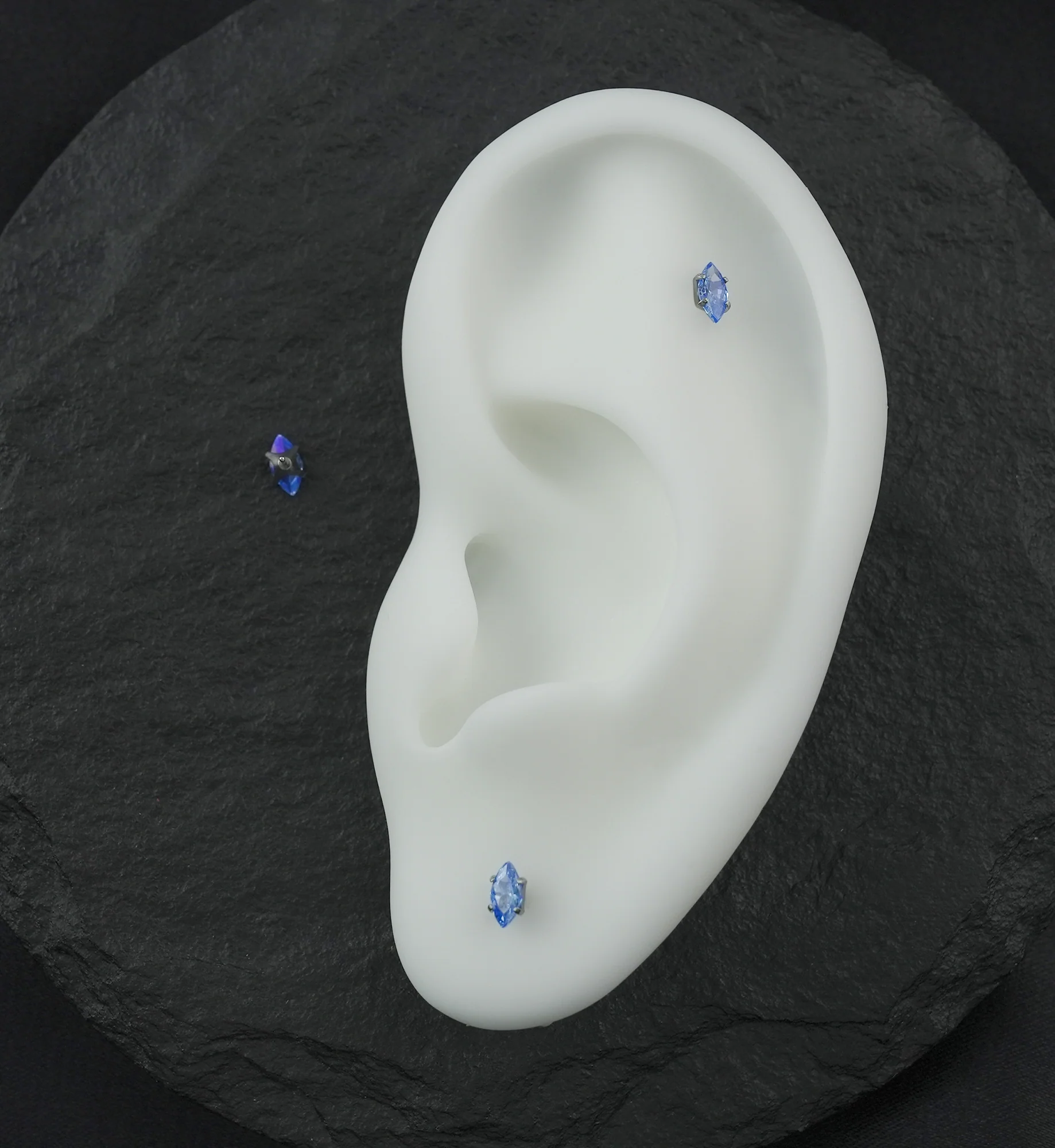 Prong Marquise Aqua CZ Titanium Threadless Top - Image 2