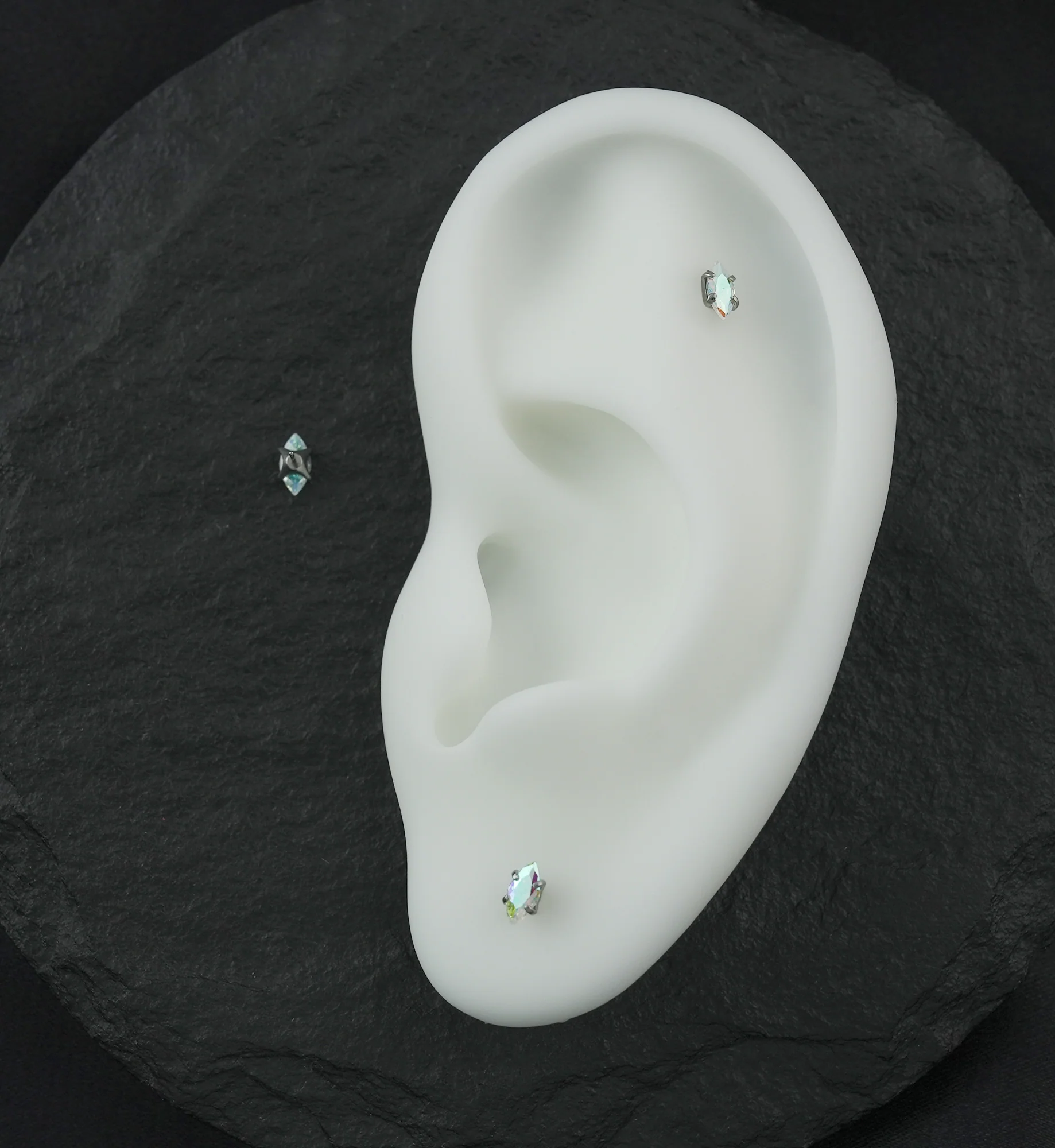 Prong Marquise Rainbow Aurora CZ Titanium Threadless Top - Image 2