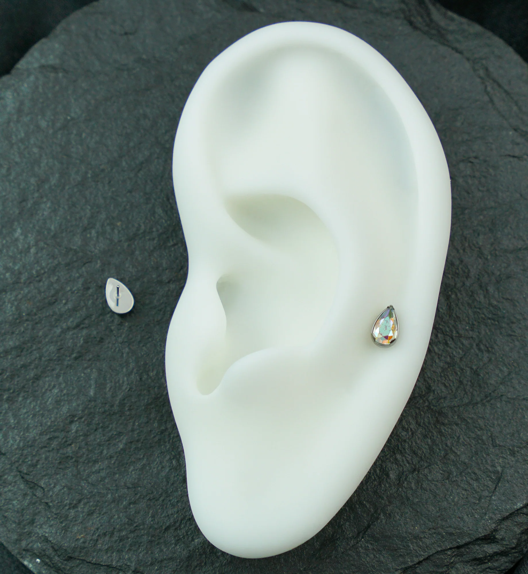 Prong Set Rainbow Aurora Teardrop CZ Titanium Threadless Top - Image 2