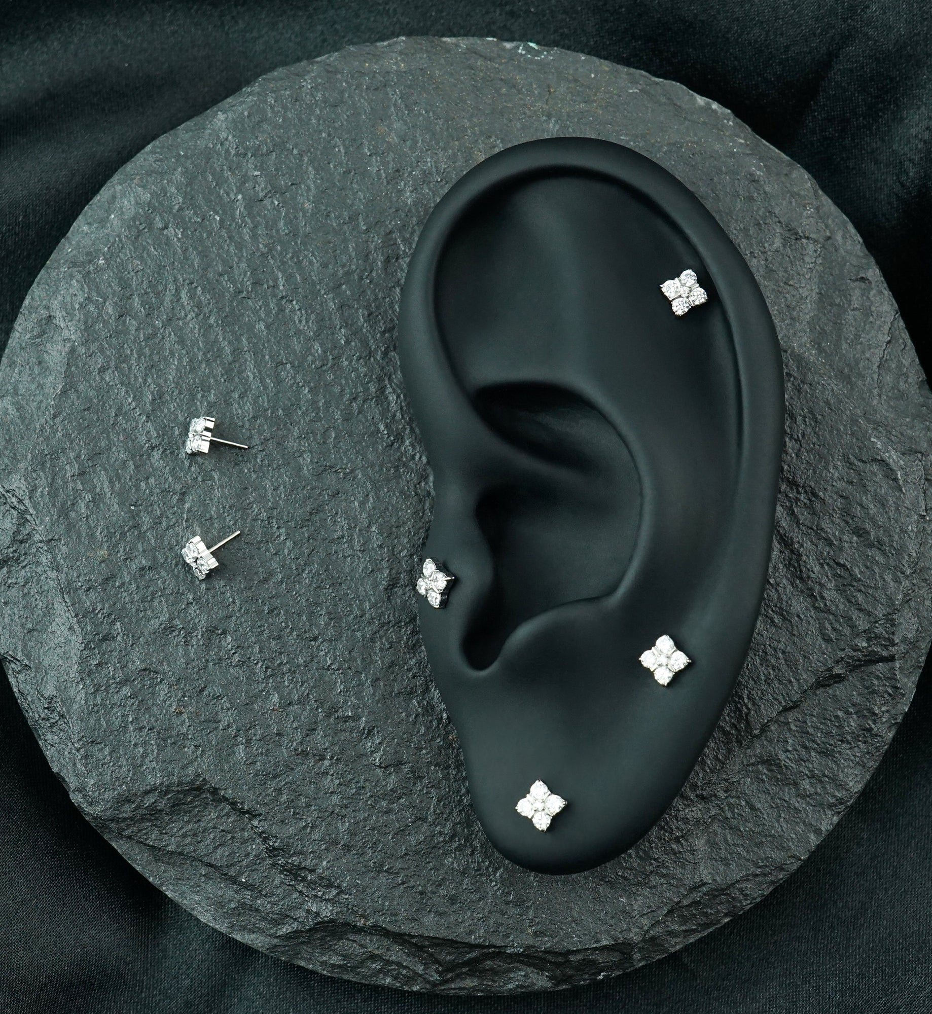 Quadratic Clear CZ Titanium Threadless Top - Image 2