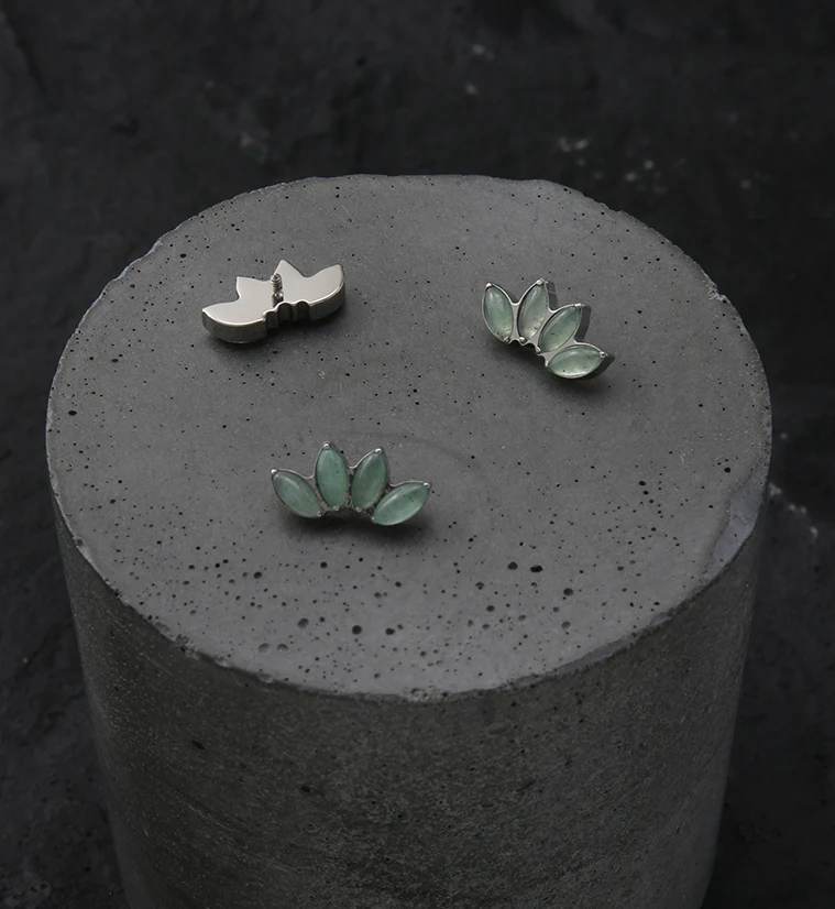 Quartet Aquamarine Stone Internally Threaded Titanium Top - Image 2