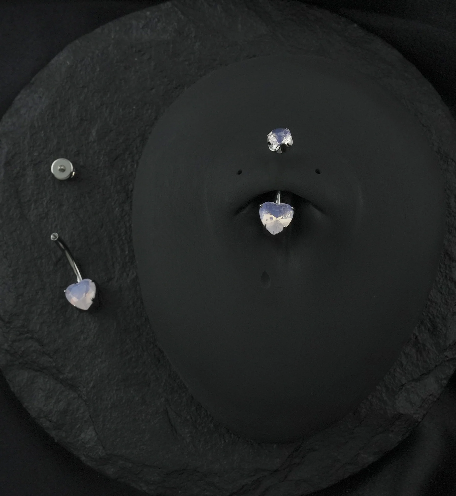 Rose Quartz Stone Heart Internally Threaded Titanium Belly Button Ring - Image 2