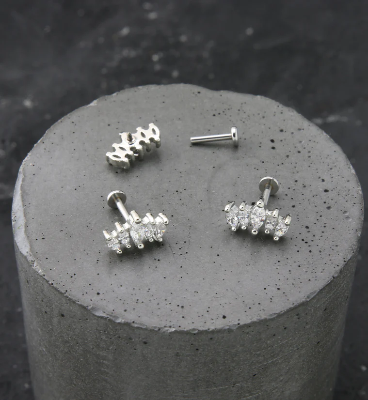 Royal Marquise Clear CZ Stainless Steel Internally Threaded Labret - Image 2