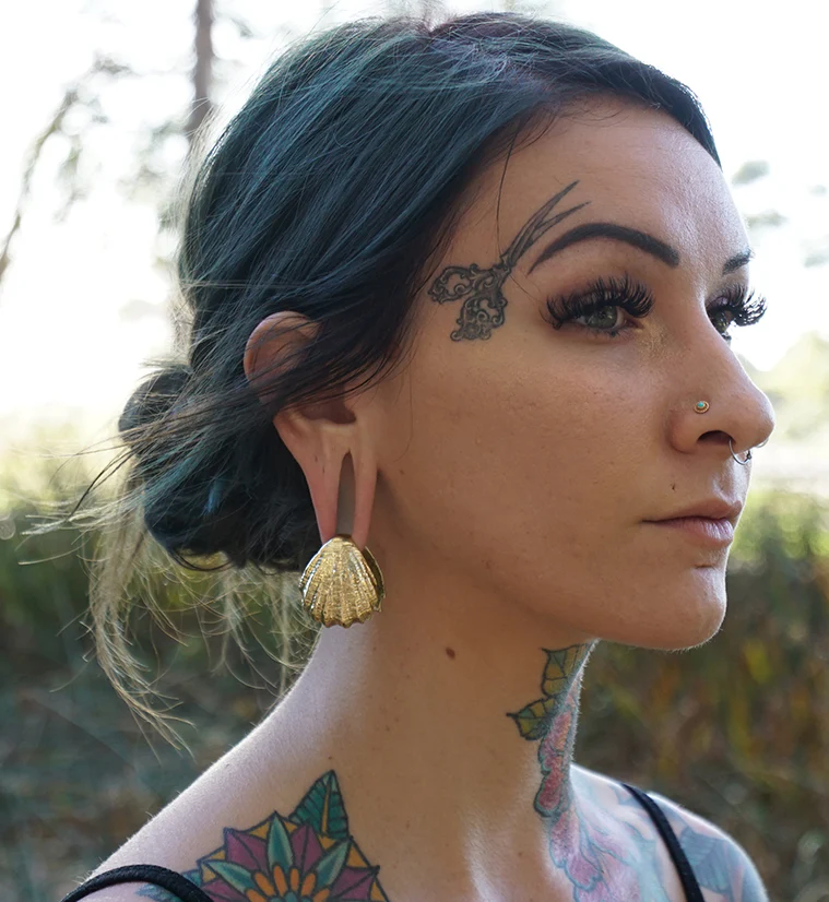 Seashell Brass Ear Weights - Image 4
