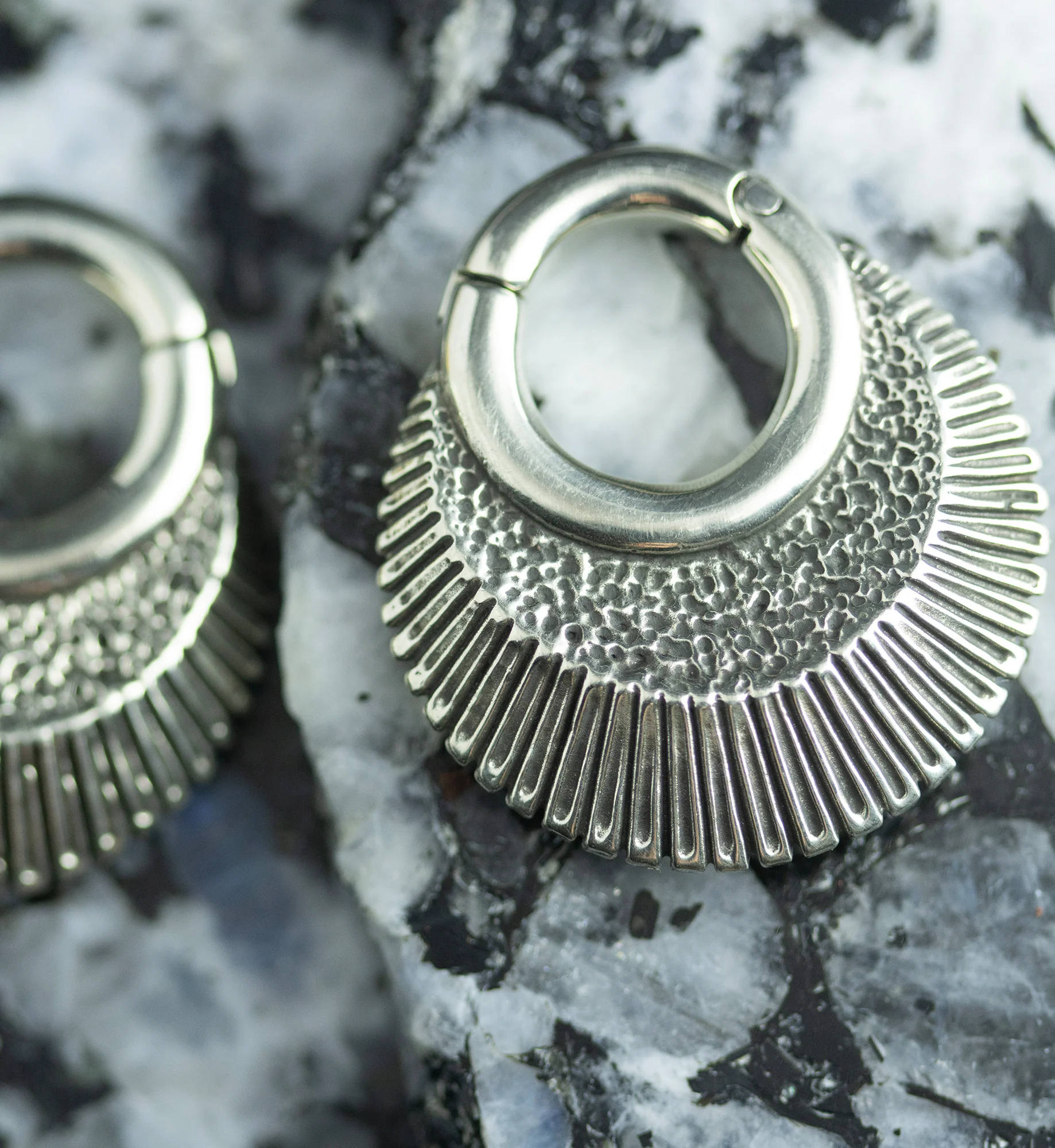 Shale White Brass Hinged Ear Weights - Image 5