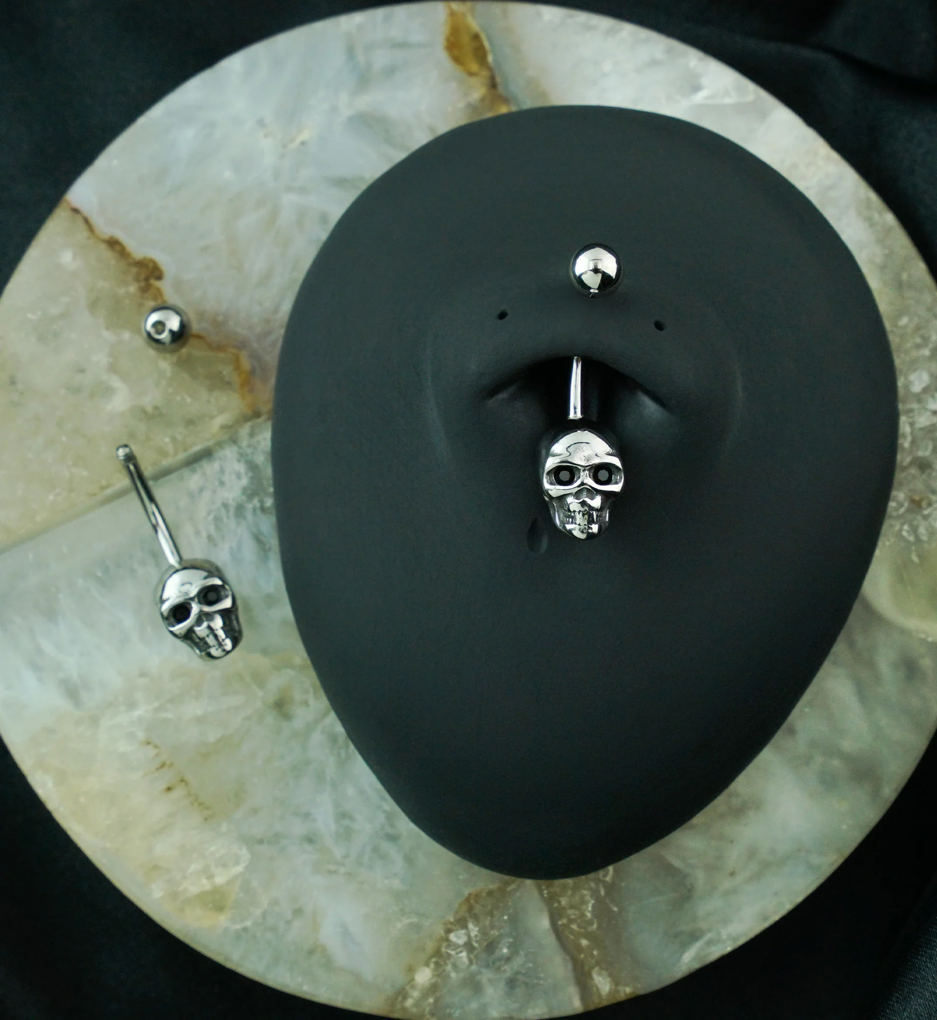 Skull Black CZ Stainless Steel Belly Button Ring - Image 2