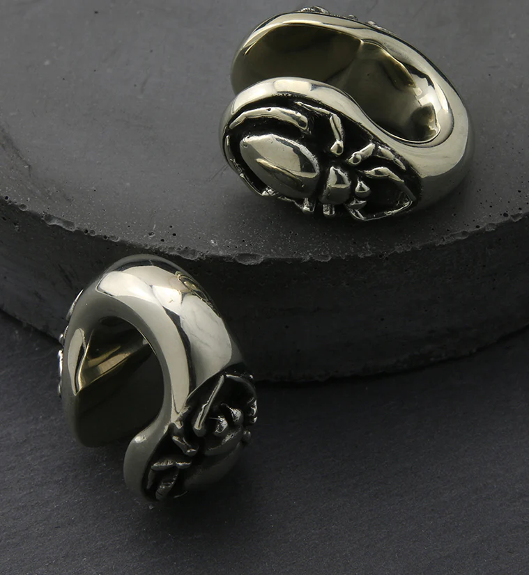 Spider Keyhole White Brass Ear Weights - Image 2