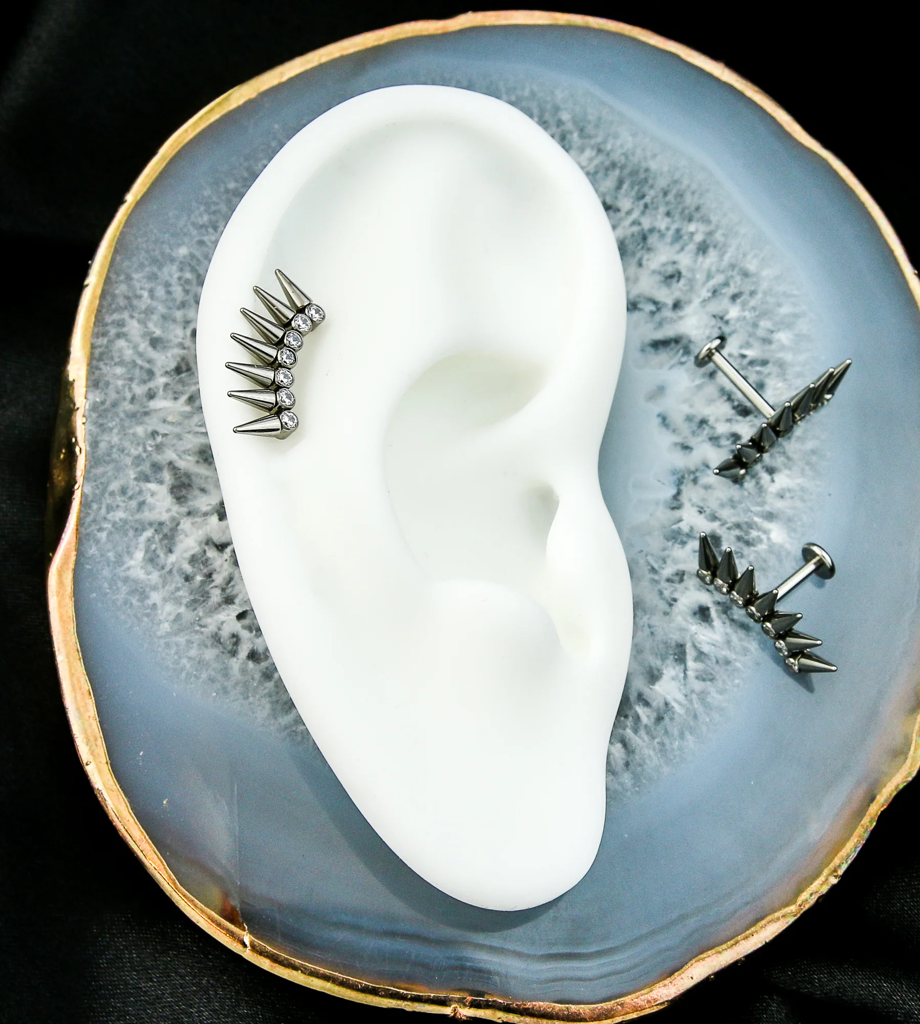 Spiked Crown Clear CZ Internally Threaded Titanium Labret - Image 2