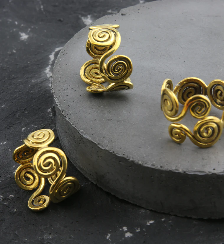 Spiral Wave Brass Ring - Image 2