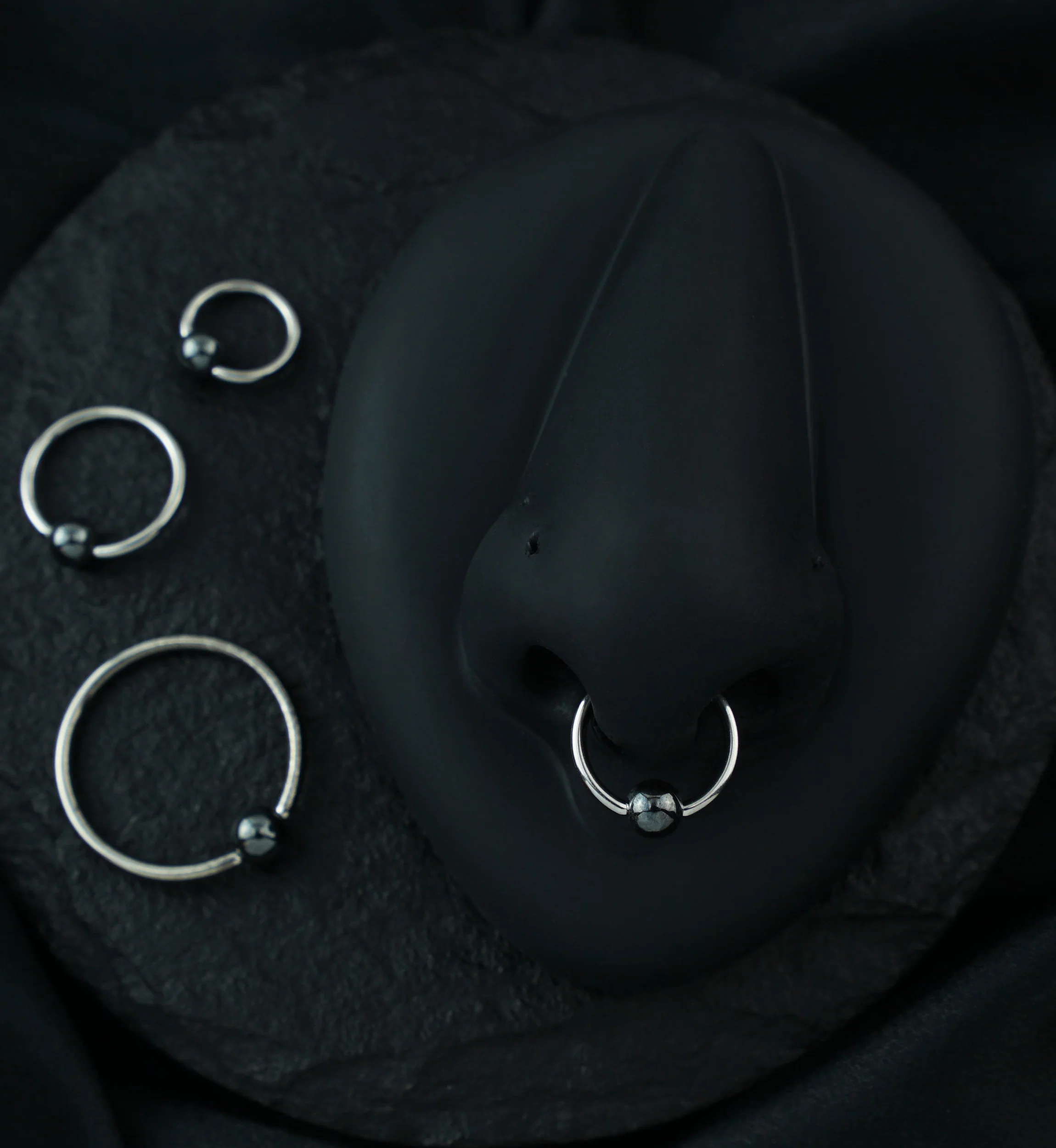 Hematite Bead Captive Ring Stainless Steel - Image 4