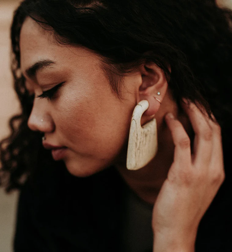 Tamarind Wood Locket Ear Weights - Image 4
