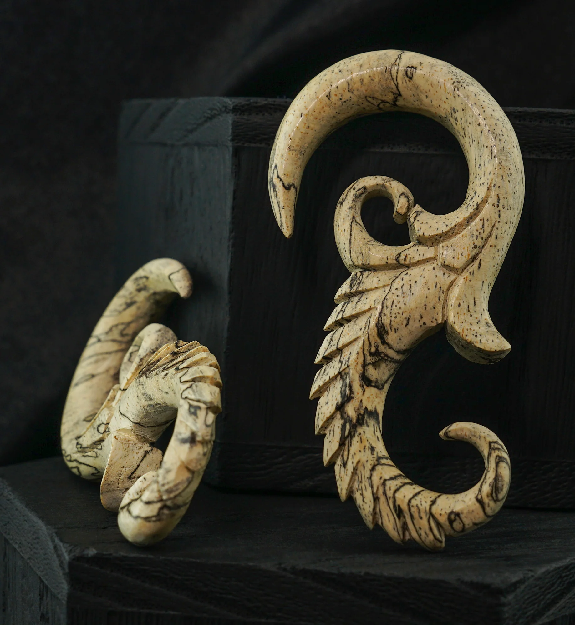 Tamarind Wood Seahorse Hanger Plugs - Image 2