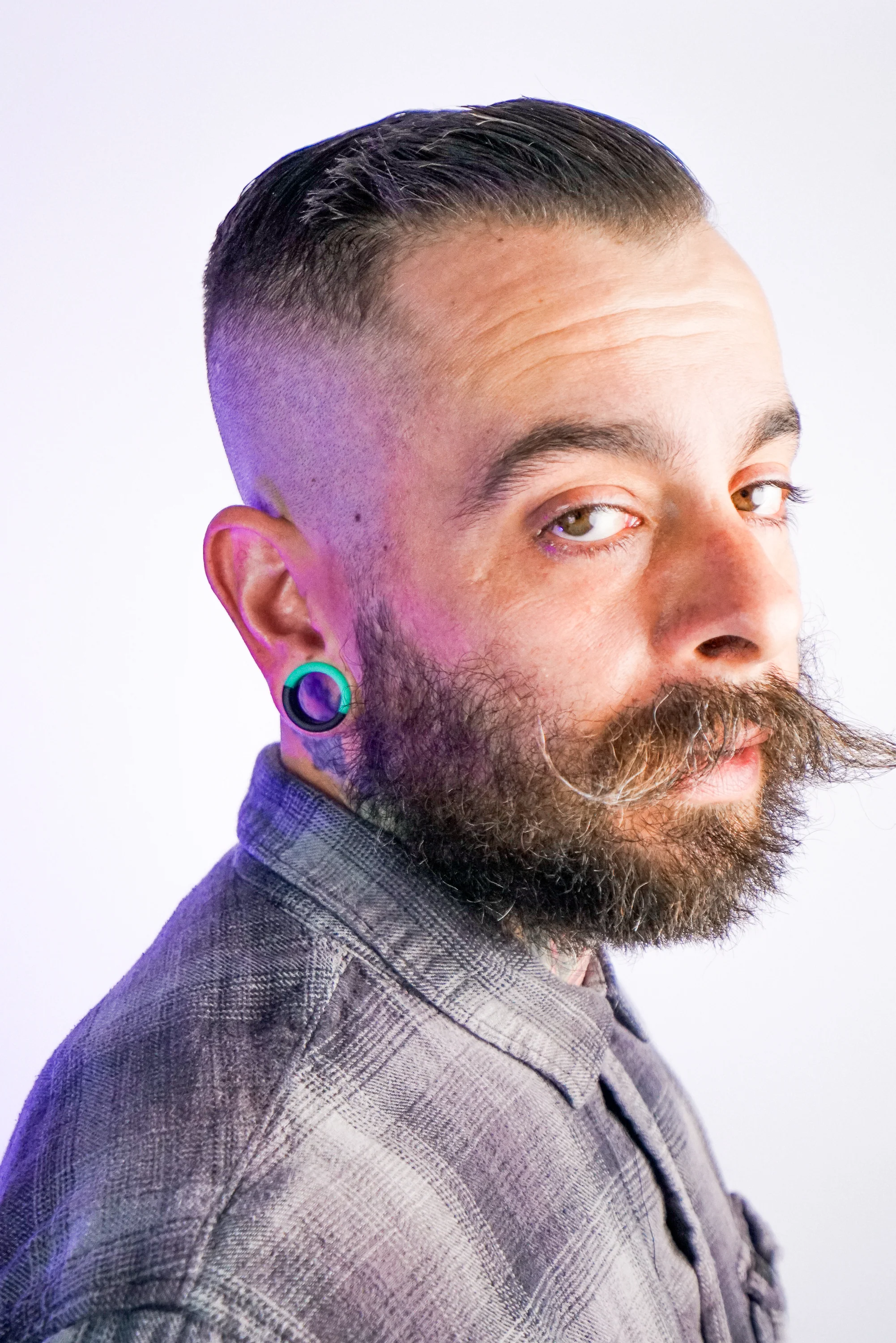 Teal And Black Double Flare Silicone Tunnel Plugs - Image 6