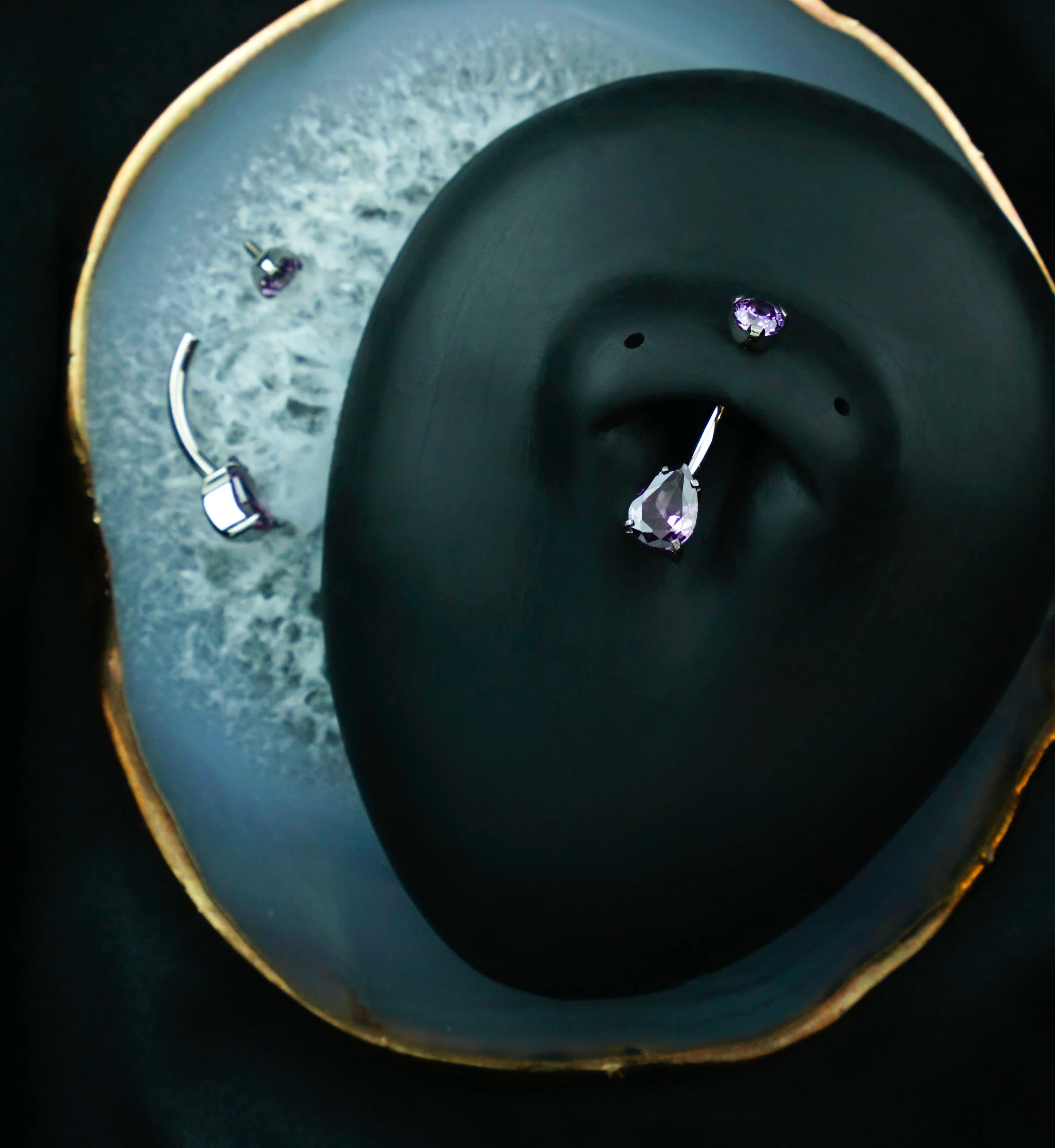 Teardrop Amethyst CZ Titanium Internally Threaded Belly Button Ring - Image 2
