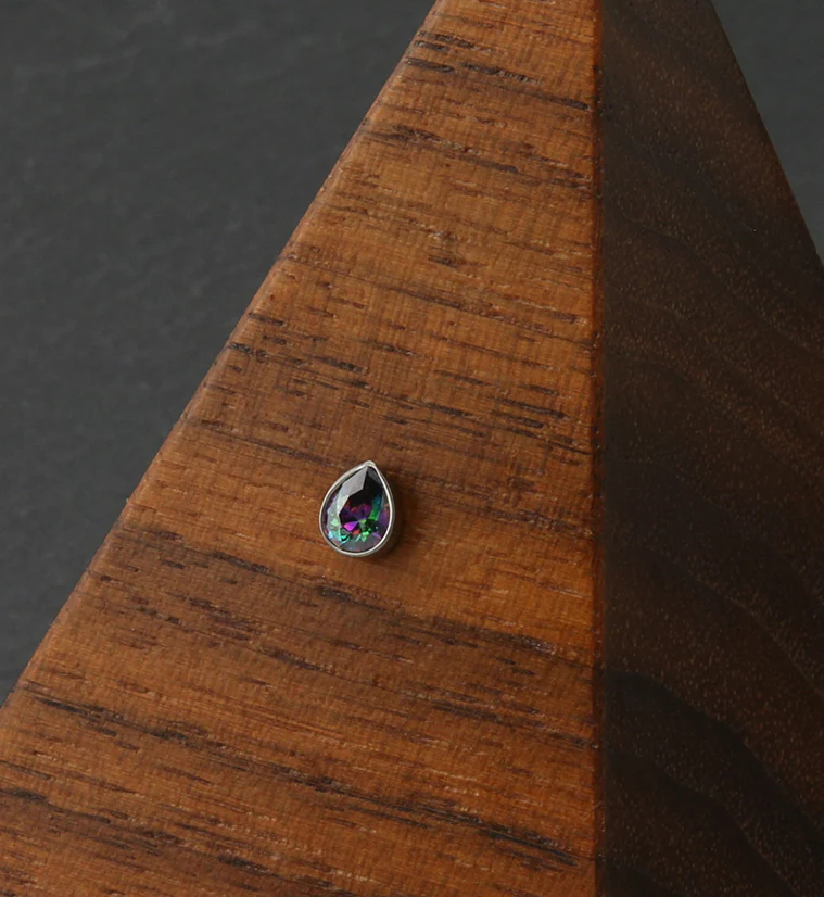 Teardrop Black Aurora CZ Threadless Titanium Top - Image 2