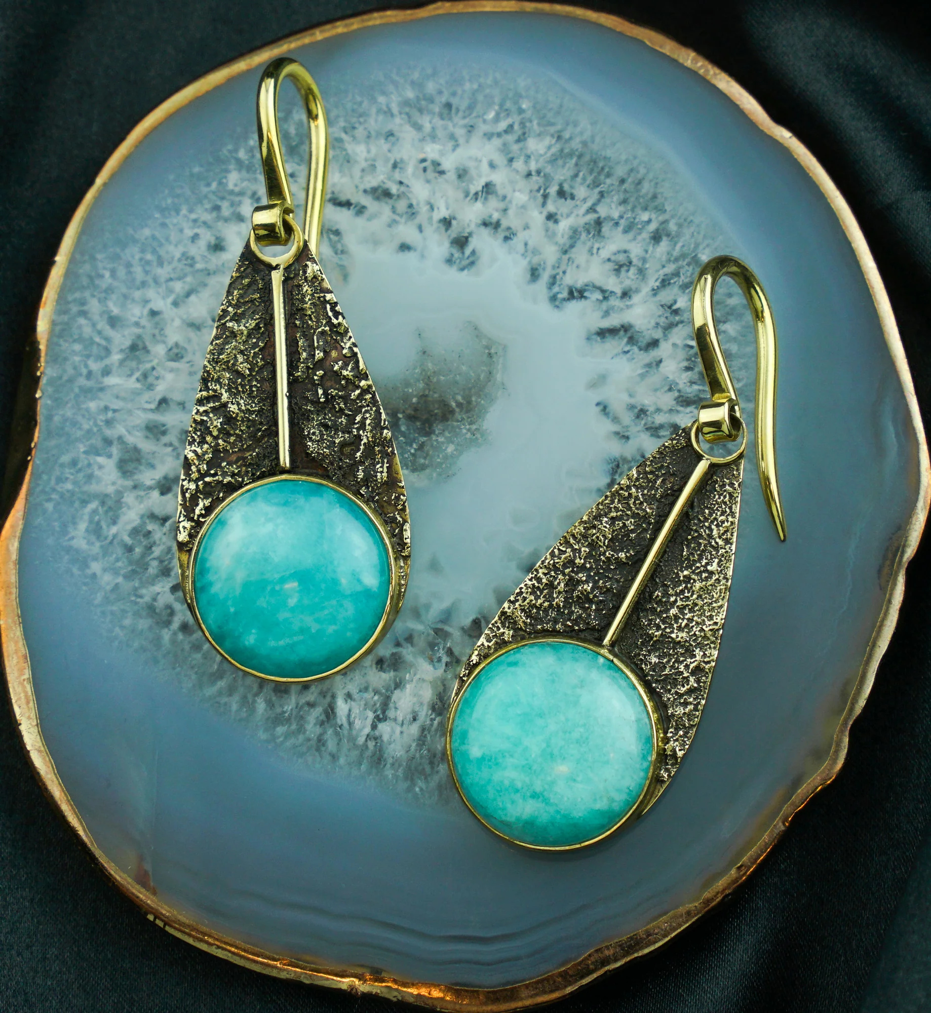 Scaled Dangle Amazonite Stone Inlay Brass Earrings - Image 2