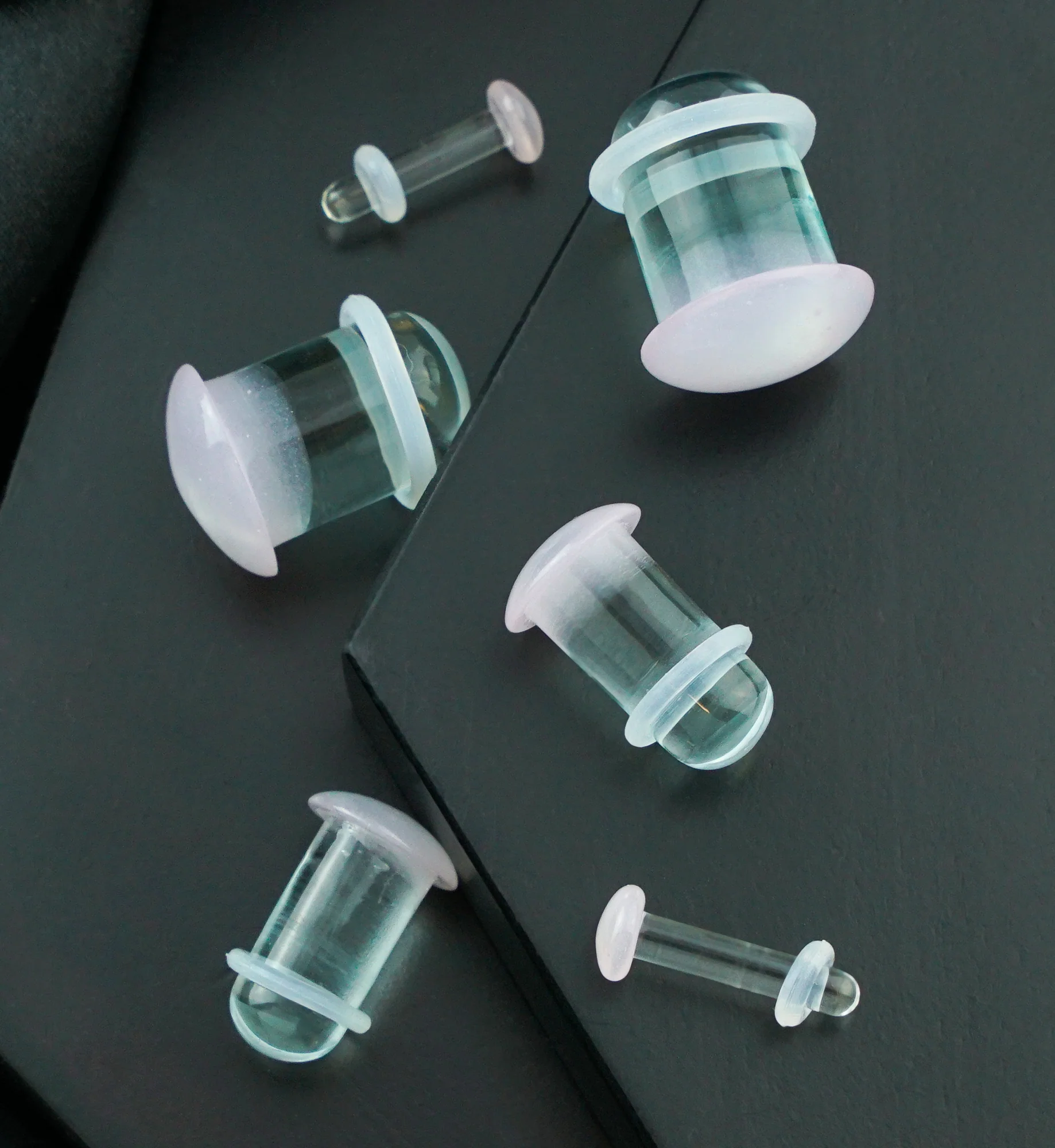 Translucent Pink Color Front Single Flare Glass Plugs - Image 2