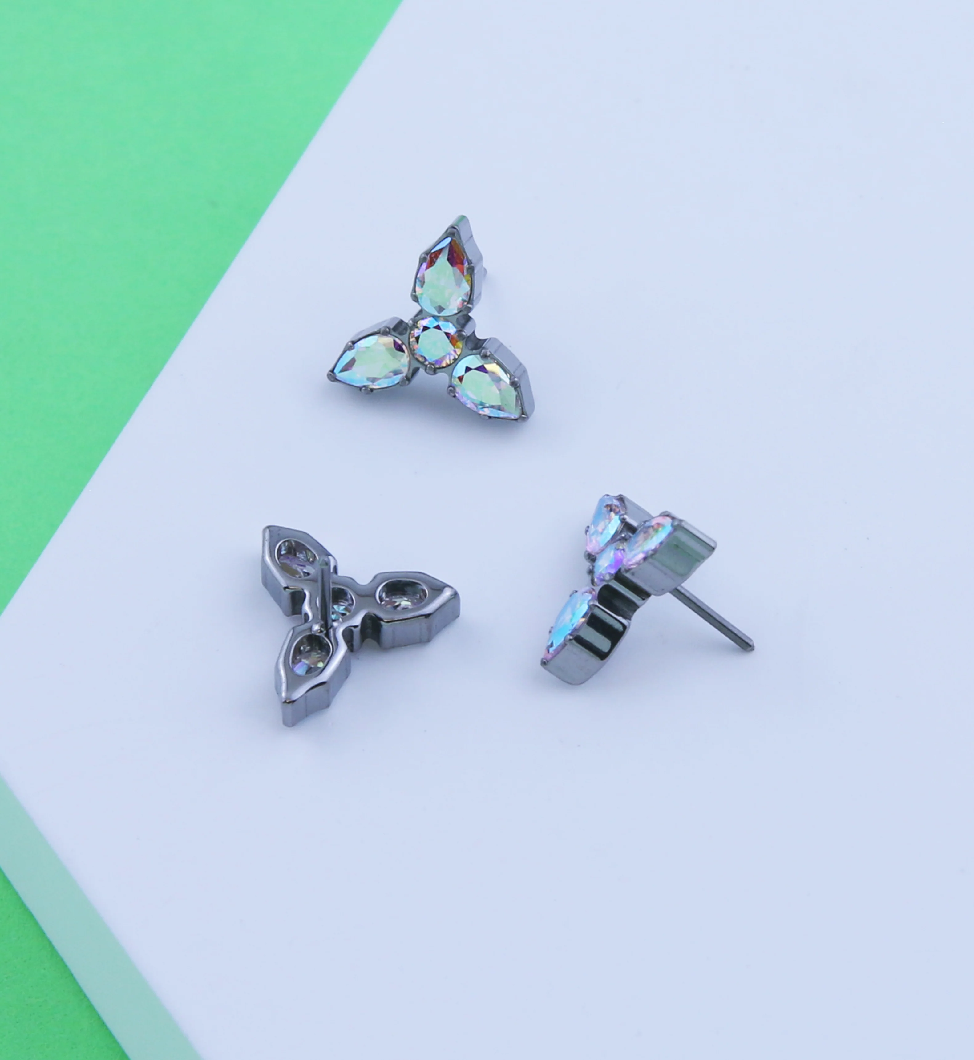Triad Rainbow Aurora CZ Titanium Threadless Top - Image 2