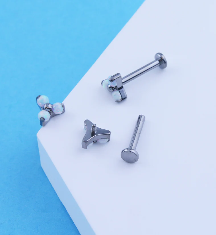 Triad White Opalite Titanium Internally Threaded Labret - Image 2