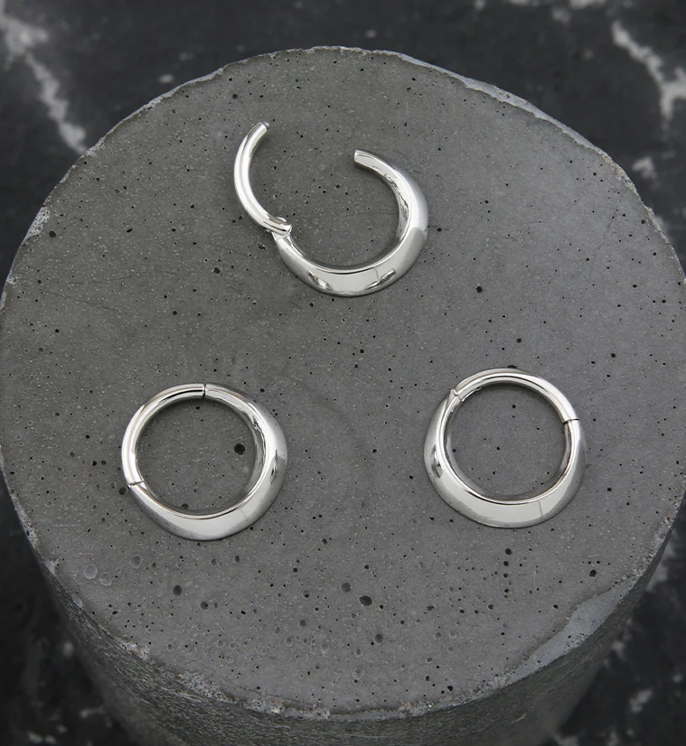 Vault Stainless Steel Hinged Segment Ring - Image 2
