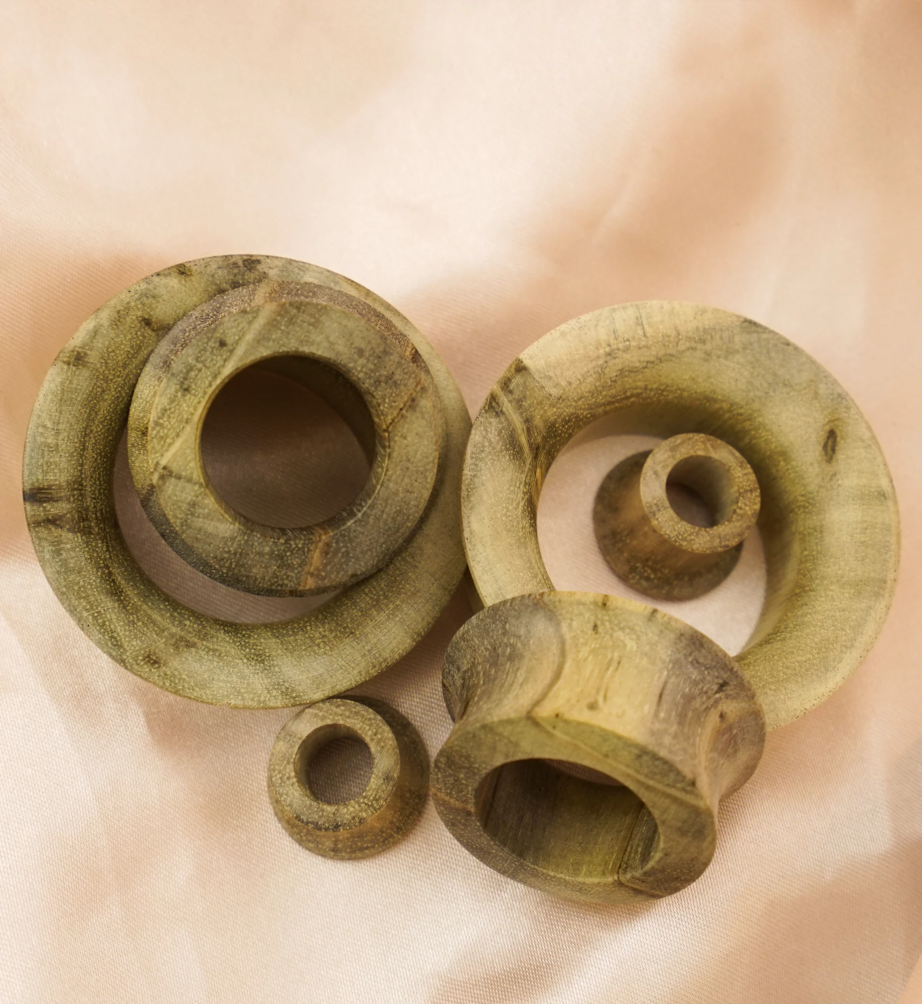 Waru Wood Mayan Flare Tunnel Plugs - Image 3
