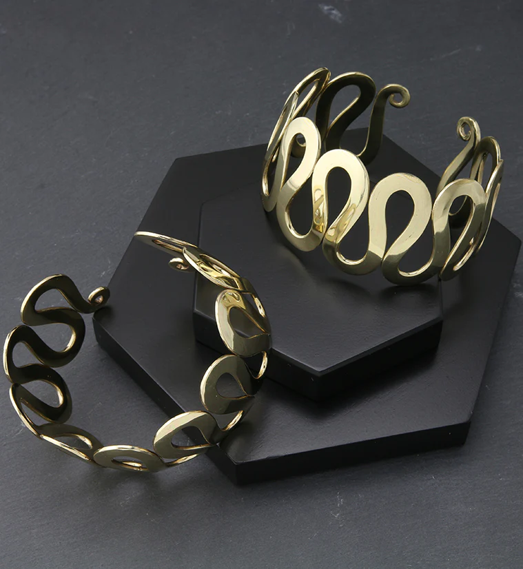 Helix Brass Bangle - Image 2