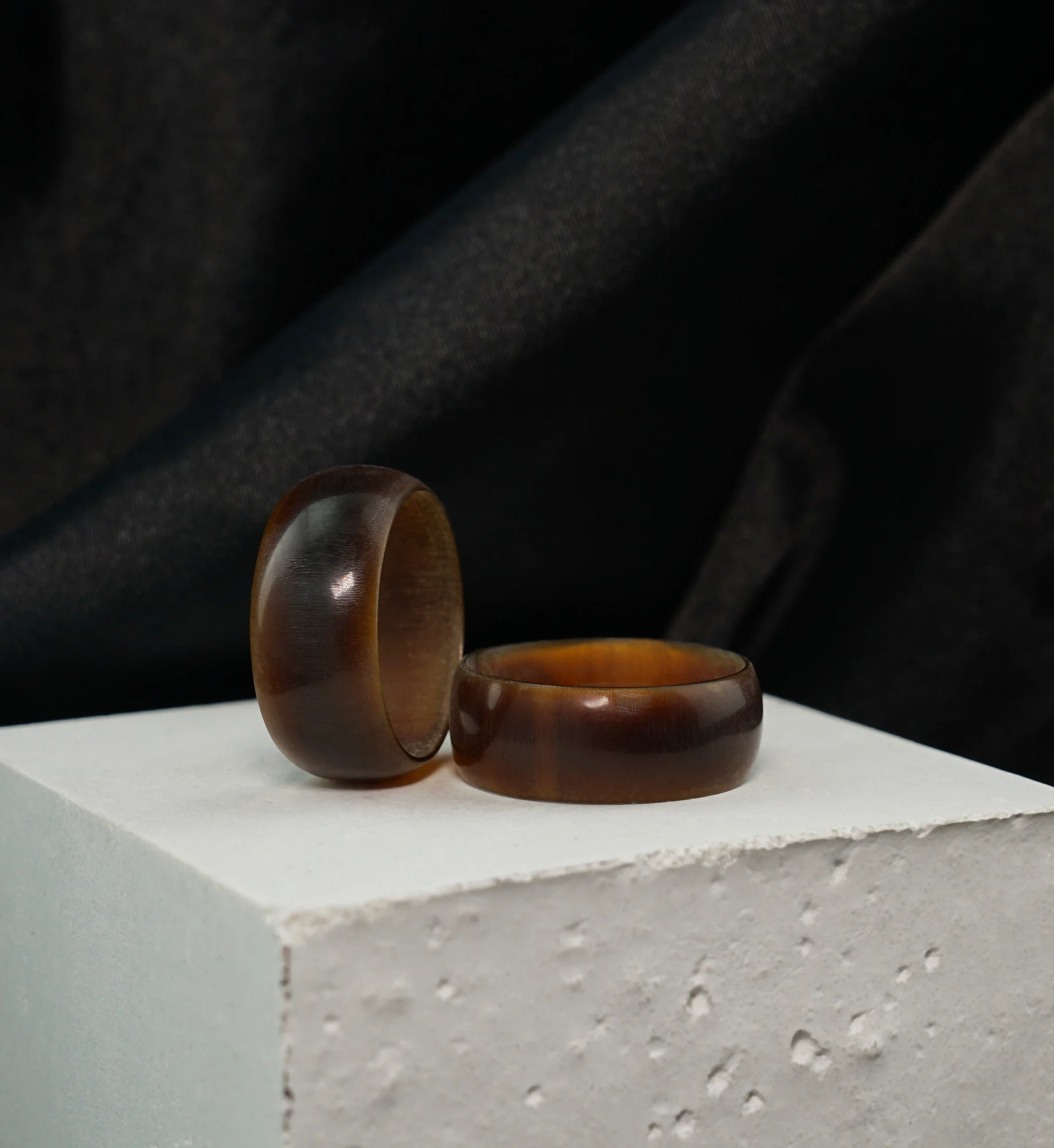 Women's Beveled Horn Ring - Image 2