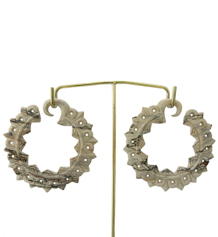 Zinnia Tamarind Wooden Ear Weights - Image 4